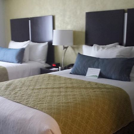 Best Western Plus Laguardia Airport Hotel ニューヨーク 部屋 写真