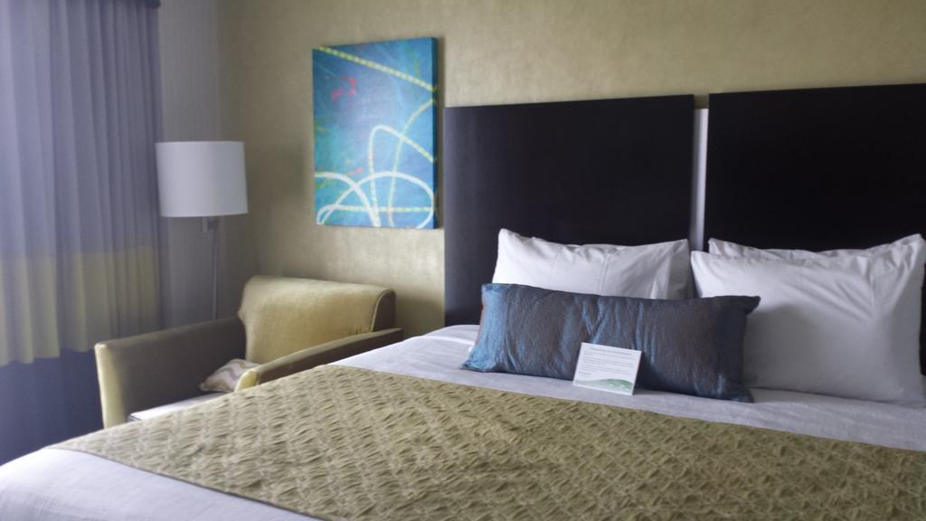 Best Western Plus Laguardia Airport Hotel ニューヨーク 部屋 写真