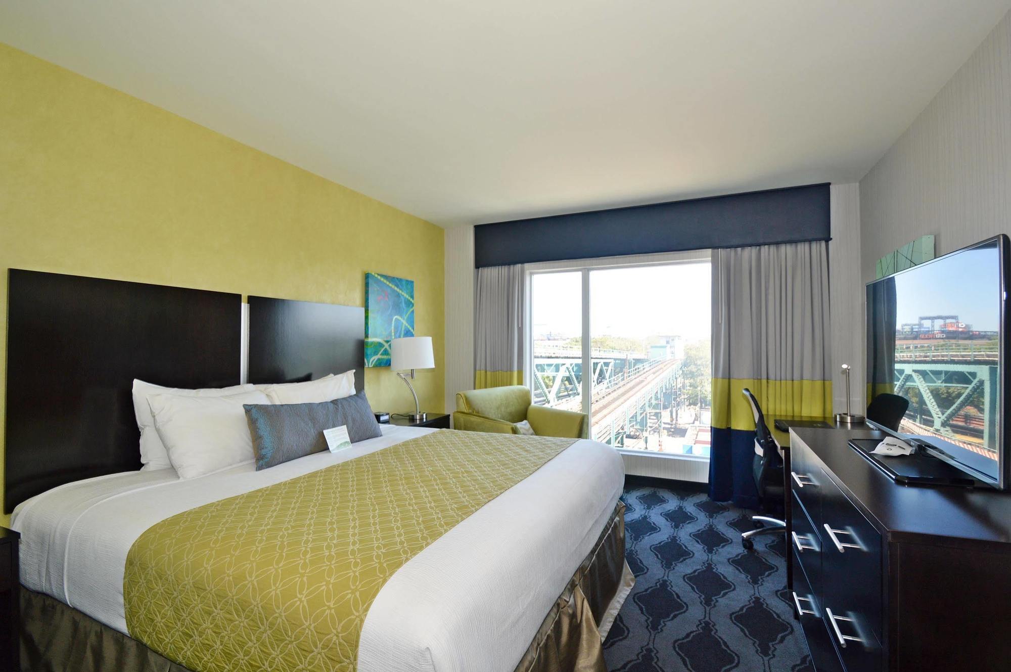 Best Western Plus Laguardia Airport Hotel ニューヨーク 部屋 写真
